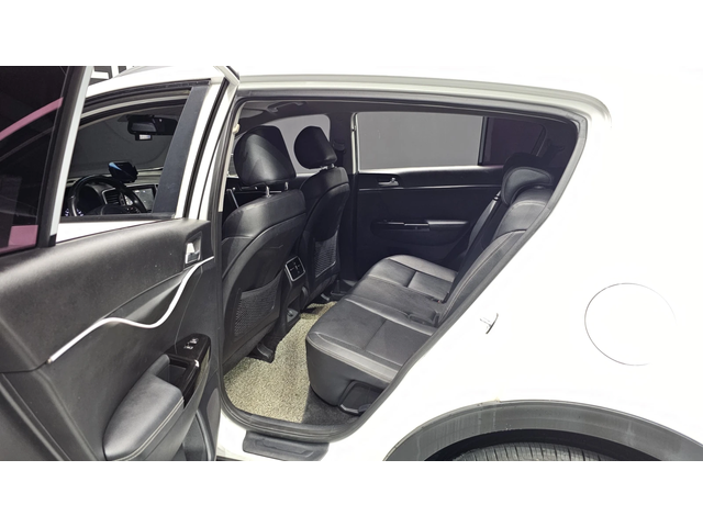 Kia Sportage 2.0 2WD NOBLESSE autogeorge.com - автомобили, коли, обяви за нови и употребявани 10