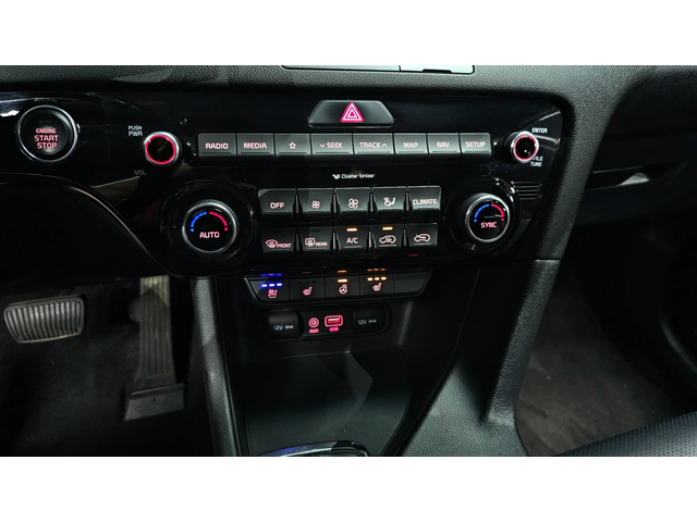 Kia Sportage 2.0 2WD NOBLESSE PLUS autogeorge.com - автомобили, коли, обяви за нови и употребявани 10