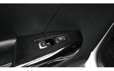 Kia Sportage 2.0 2WD NOBLESSE PLUS autogeorge.com - автомобили, коли, обяви за нови и употребявани 16