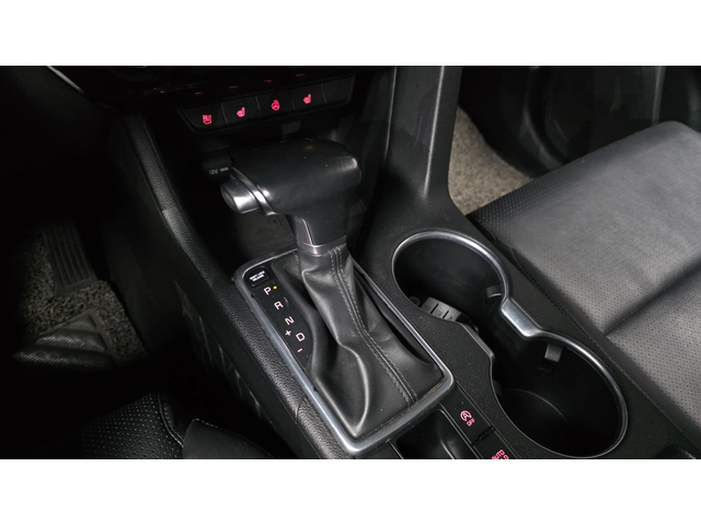 Kia Sportage 2.0 2WD NOBLESSE PLUS autogeorge.com - автомобили, коли, обяви за нови и употребявани 7