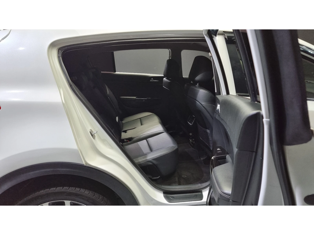 Kia Sportage 2.0 2WD NOBLESSE PLUS autogeorge.com - автомобили, коли, обяви за нови и употребявани 10