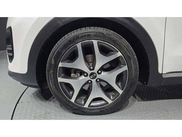 Kia Sportage 2.0 2WD NOBLESSE PLUS autogeorge.com - автомобили, коли, обяви за нови и употребявани 4