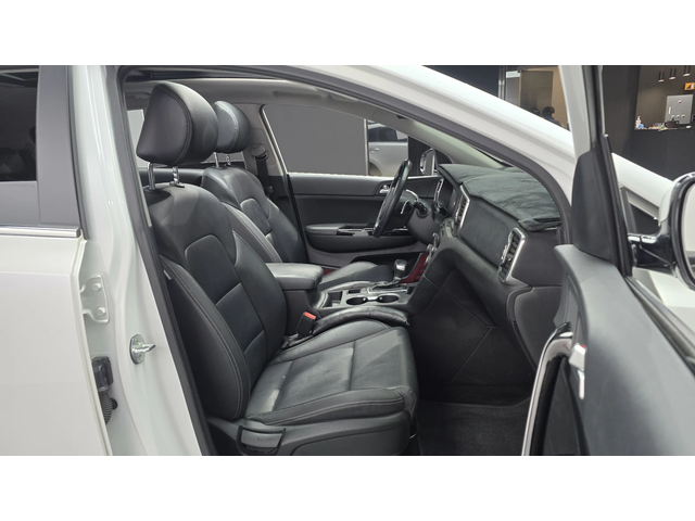 Kia Sportage 2.0 2WD NOBLESSE PLUS autogeorge.com - автомобили, коли, обяви за нови и употребявани 9