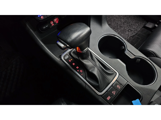 Kia Sportage 2.0 2WD NOBLESSE PLUS autogeorge.com - автомобили, коли, обяви за нови и употребявани 8