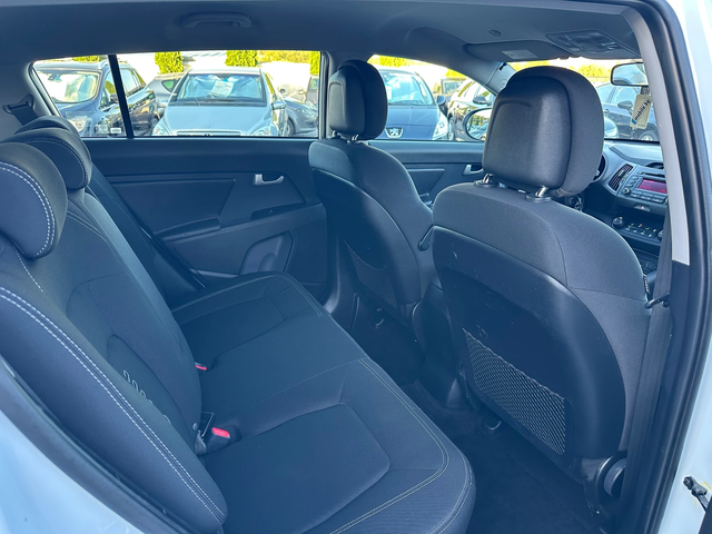 Kia Sportage 1.7CRDI* LED* TOP* - автомобили, коли, обяви за нови и употребявани 5