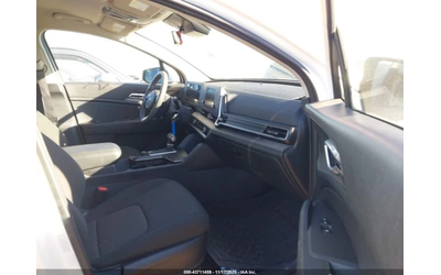 Kia Sportage LX - автомобили, коли, обяви за нови и употребявани 11