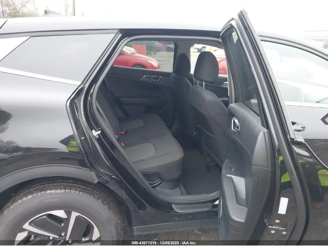 Kia Sportage HYBRID LX - автомобили, коли, обяви за нови и употребявани 6