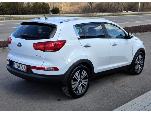 Kia Sportage 2.0crdi/AWD/Feel Rebel* - автомобили, коли, обяви за нови и употребявани 3