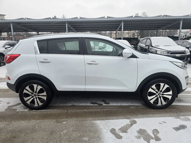 Kia Sportage 1.7crdi 116к.с 2wd - автомобили, коли, обяви за нови и употребявани 7