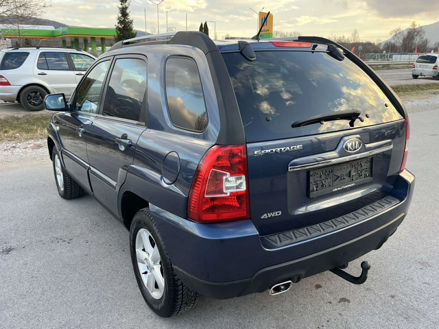 Kia Sportage 2.0CRDI 150кс 6 СКОРОСТИ FACE 4X4 АВТОПИЛОТ - автомобили, коли, обяви за нови и употребявани 4