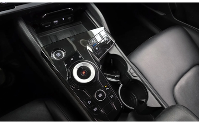 Kia Sportage Lpg 2.0 2Wd - автомобили, коли, обяви за нови и употребявани 8