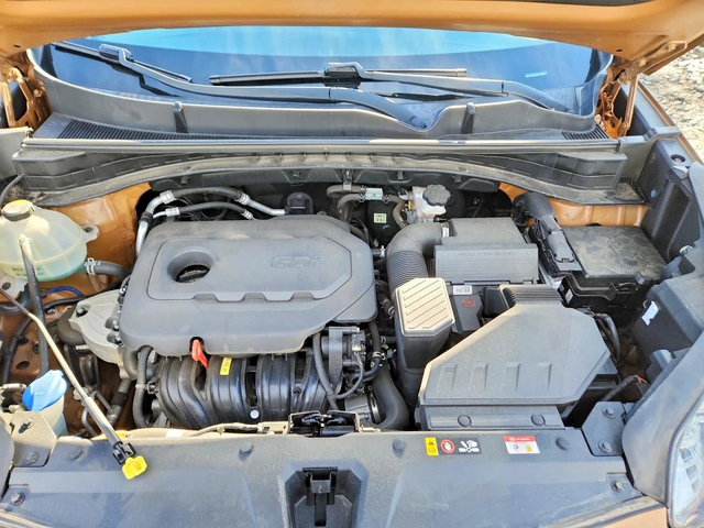 Kia Sportage 2.4* LX* РЕАЛНИ КМ* ПЕРФЕКТНА - автомобили, коли, обяви за нови и употребявани 11