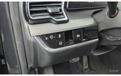 Kia Sportage DIGITAL* ОБДУХВАНЕ* КОЖА* КАМЕРА - автомобили, коли, обяви за нови и употребявани 16