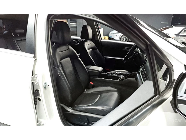 Kia Sportage DIGITAL* ОБДУХВАНЕ* КАМЕРА* 4 ПОДГРЕВА - автомобили, коли, обяви за нови и употребявани 11