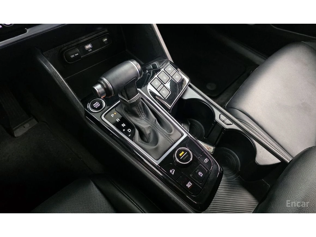 Kia Sportage Prestige AWD* HARMAN KARDON* ПОДГРЕВ* ОБДУХВАНЕ* - автомобили, коли, обяви за нови и употребявани 12