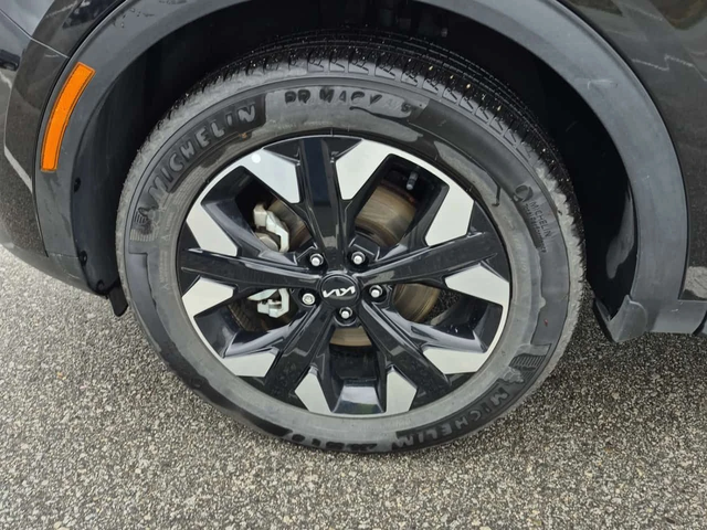 Kia Sportage X LINE LIMITED/CARFAX/Дистроник/Подгрев/Обдух/Пано - автомобили, коли, обяви за нови и употребявани 15