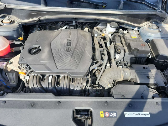 Kia Sportage * AWD * CARPLAY * ПОДГРЕВ * КАМЕРА - автомобили, коли, обяви за нови и употребявани 13