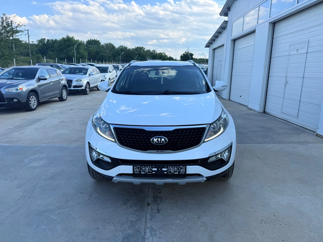 Kia Sportage 2.0crdi * 4x4* Avtom* Led* Koja* UNIKAT* - автомобили, коли, обяви за нови и употребявани 10