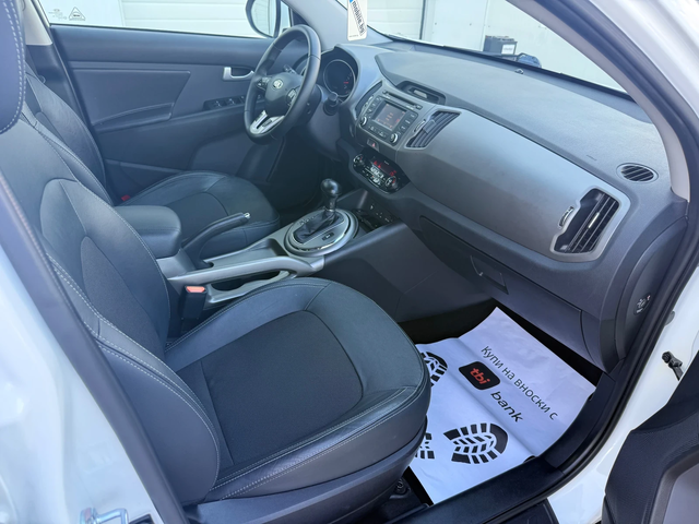 Kia Sportage 2.0crdi * 4x4* Avtom* Led* Koja* UNIKAT* - автомобили, коли, обяви за нови и употребявани 15