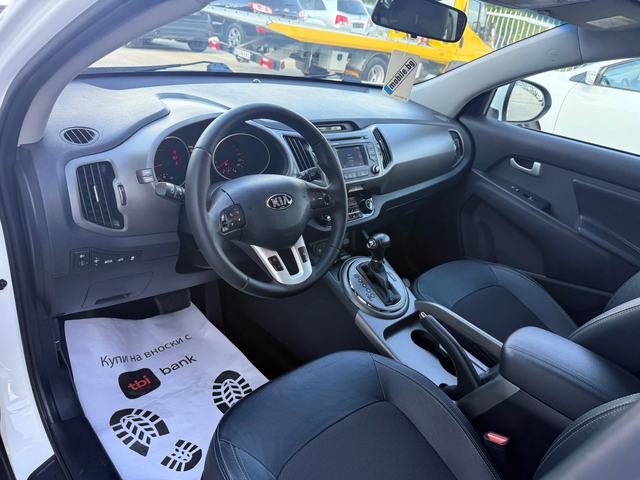 Kia Sportage 2.0crdi * 4x4* Avtom* Led* Koja* UNIKAT* - автомобили, коли, обяви за нови и употребявани 6