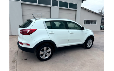 Kia Sportage 2.0i 163k.c* Led* BRC* Panorama* - автомобили, коли, обяви за нови и употребявани 12