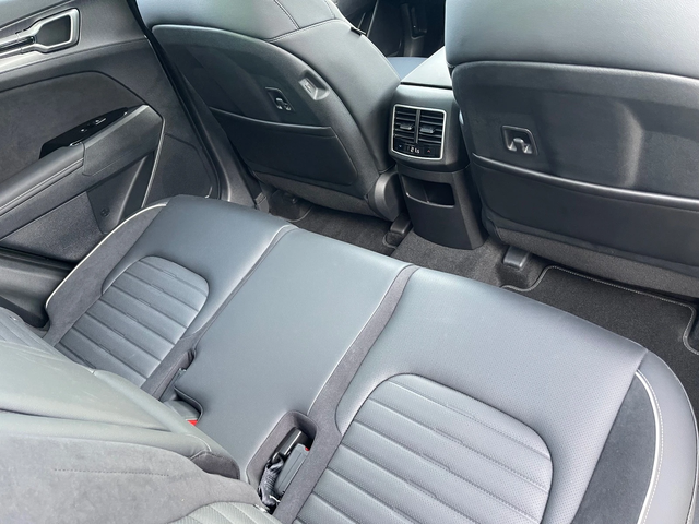 Kia Sportage GT-line\plug-in - автомобили, коли, обяви за нови и употребявани 11