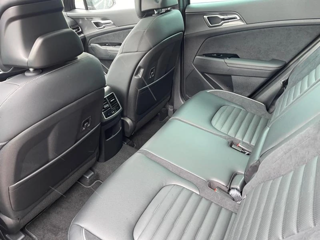 Kia Sportage GT-line/mild Hybrid/4x4 - автомобили, коли, обяви за нови и употребявани 11