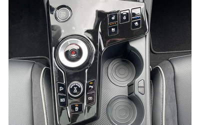 Kia Sportage GT-line/mild Hybrid/4x4 - автомобили, коли, обяви за нови и употребявани 14