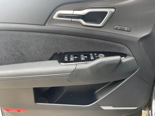 Kia Sportage GT-line/mild Hybrid/4x4 - автомобили, коли, обяви за нови и употребявани 7