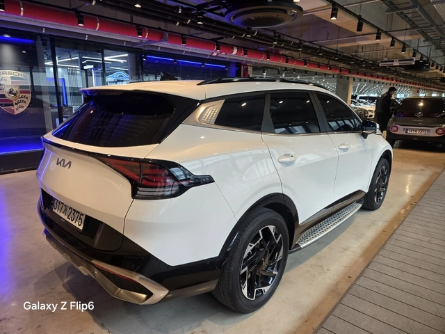 Kia Sportage 2.0 CRDI - OЧАКВАН ВНОС - автомобили, коли, обяви за нови и употребявани 4