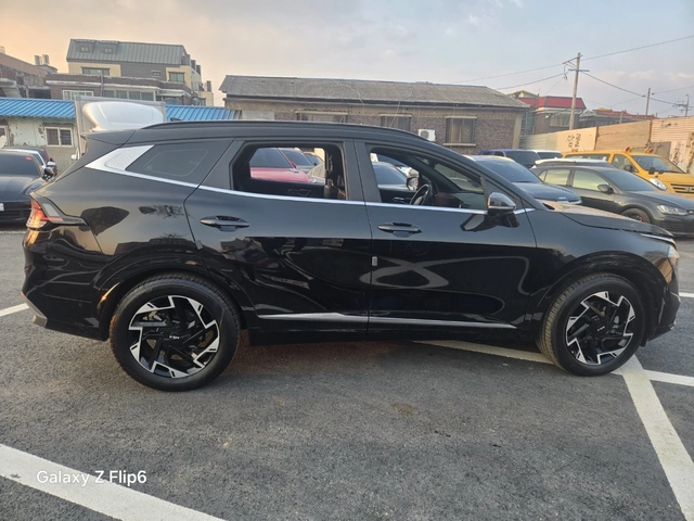 Kia Sportage 2.0 CRDI - OЧАКВАН ВНОС - автомобили, коли, обяви за нови и употребявани 3