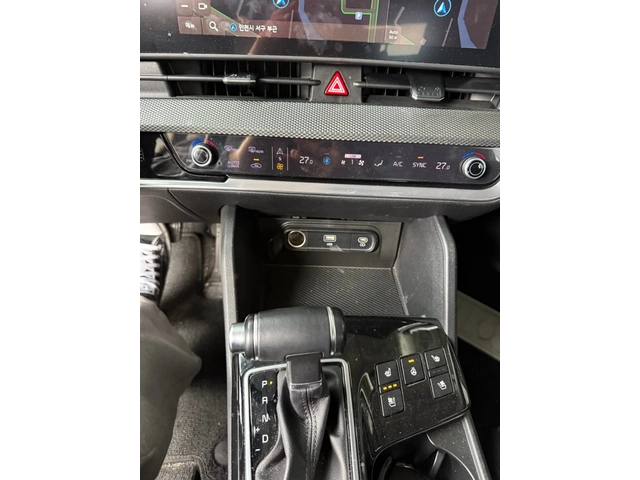 Kia Sportage 2.0 CRDI- OЧАКВАН ВНОС - автомобили, коли, обяви за нови и употребявани 6