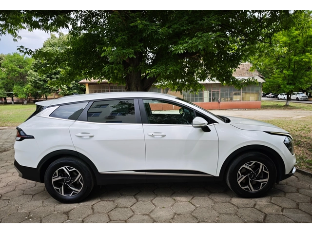 Kia Sportage 2.0 CRDI - автомобили, коли, обяви за нови и употребявани 2