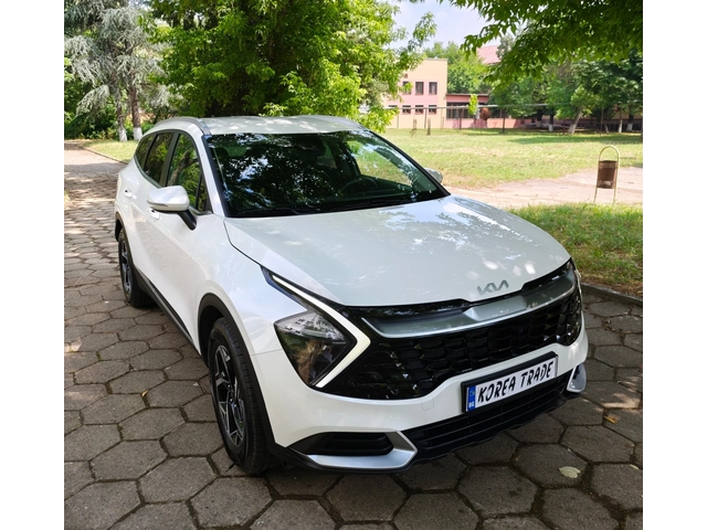 Kia Sportage 2.0 CRDI 4x4 - автомобили, коли, обяви за нови и употребявани 1