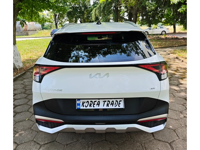 Kia Sportage 2.0 CRDI 4x4 - автомобили, коли, обяви за нови и употребявани 4