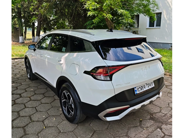 Kia Sportage 2.0 CRDI 4x4 - автомобили, коли, обяви за нови и употребявани 5