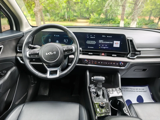 Kia Sportage 2.0 CRDI 4x4 - автомобили, коли, обяви за нови и употребявани 12