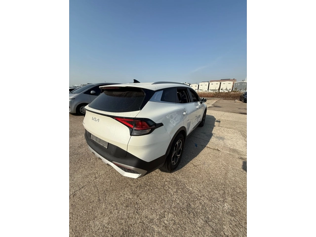 Kia Sportage 2.0 CRDI - ОЧАКВАН ВНОС - автомобили, коли, обяви за нови и употребявани 2