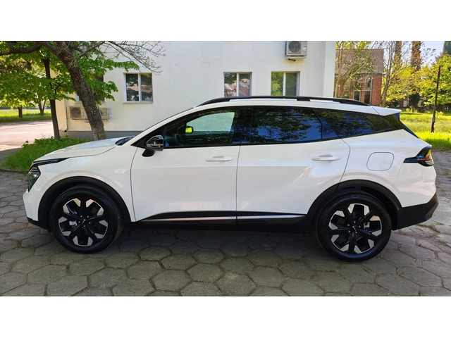 Kia Sportage 1.6 - автомобили, коли, обяви за нови и употребявани 6