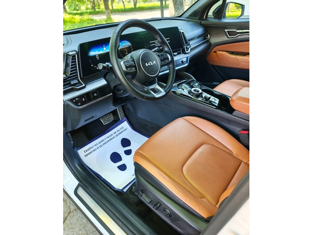 Kia Sportage 1.6 - автомобили, коли, обяви за нови и употребявани 8
