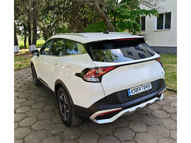 Kia Sportage 2.0 CRDI 4x4 - автомобили, коли, обяви за нови и употребявани 5