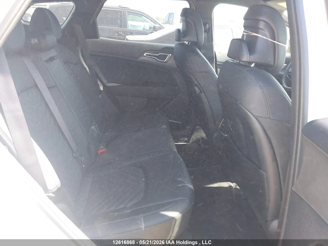 Kia Sportage LX - автомобили, коли, обяви за нови и употребявани 7