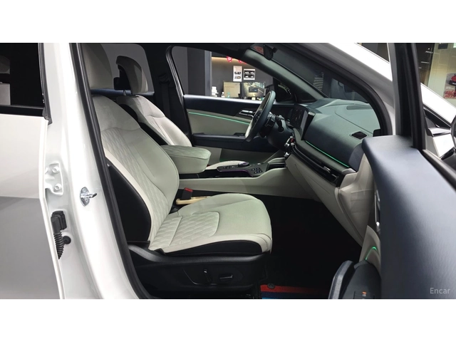 Kia Sportage Signature X Line* AWD* ПОДГРЕВ* ОБДХВАНЕ* 360* HUD - автомобили, коли, обяви за нови и употребявани 8