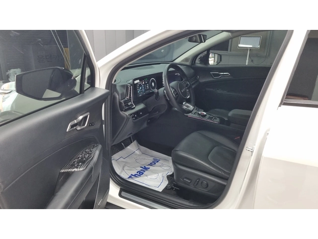 Kia Sportage SIGNATURE* DISTRONIC* 360* ОБДУХ* KRELL - автомобили, коли, обяви за нови и употребявани 9
