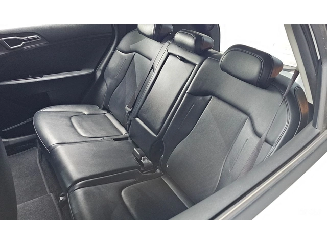 Kia Sportage 1.6 Turbo Trendy* КАМЕРА* ПОДГРЕВ* КРАЙНА ЦЕНА* - автомобили, коли, обяви за нови и употребявани 12