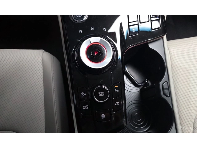 Kia Sportage 1.6* TURBO* SIGNATURE* EDITION* ОБДУХВАНЕ* 360КАМЕ - автомобили, коли, обяви за нови и употребявани 10