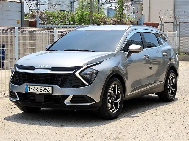 Kia Sportage 1.6 Turbo Prestige 4x4* ПОДГРЕВ* ОБДУХВАНЕ* КАМЕРА - автомобили, коли, обяви за нови и употребявани 0