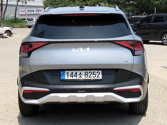 Kia Sportage 1.6 Turbo Prestige 4x4* ПОДГРЕВ* ОБДУХВАНЕ* КАМЕРА - автомобили, коли, обяви за нови и употребявани 3