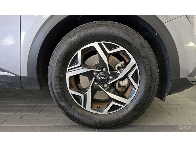 Kia Sportage 2.0 Trendy 4х4* ПОДГРЕВ* КАМЕРА* LANE ASSIST* - автомобили, коли, обяви за нови и употребявани 4