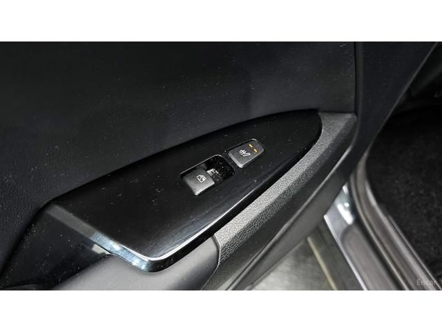 Kia Sportage SIGNATURE/DIGITAL/REAR-VIEW/DRIVE-ASSISTS - автомобили, коли, обяви за нови и употребявани 12